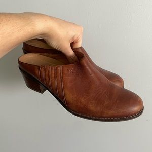 Vionic Nellie brown leather heeled mules